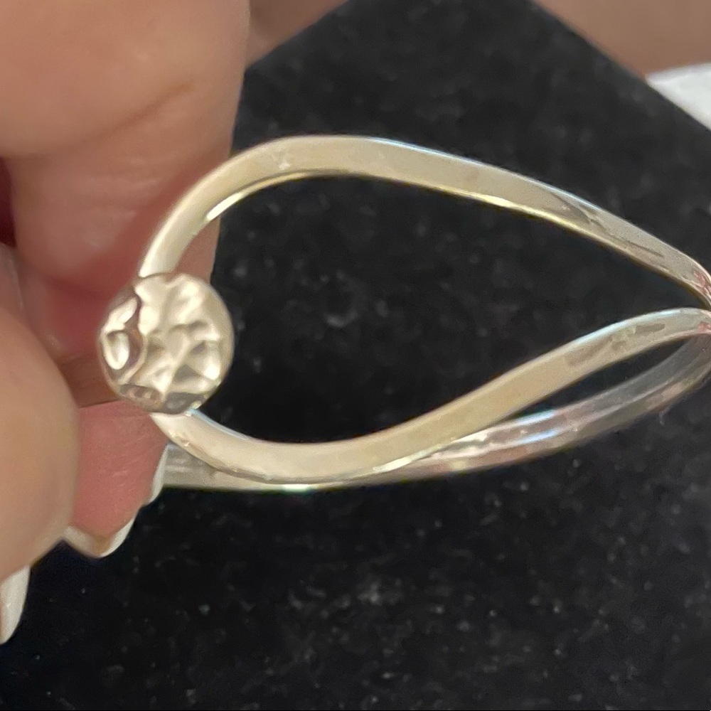 Elegant Silver Women's Jewelry